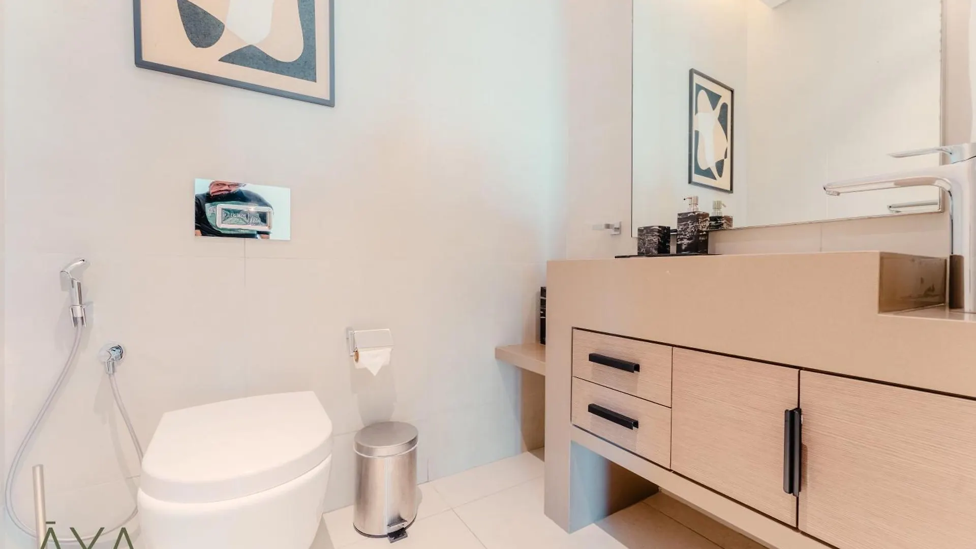 Luxury Beachfront 1Br Jumeirah Gate Tower 1 By Aya Boutique Dubaj 0*,